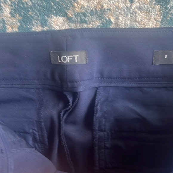 Women’s Pants - Picture 2 of 5